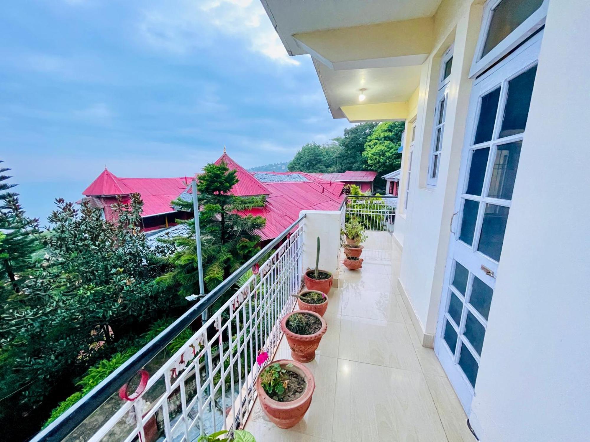 Grand View Lodge And Restaurant Dharamshala Dış mekan fotoğraf