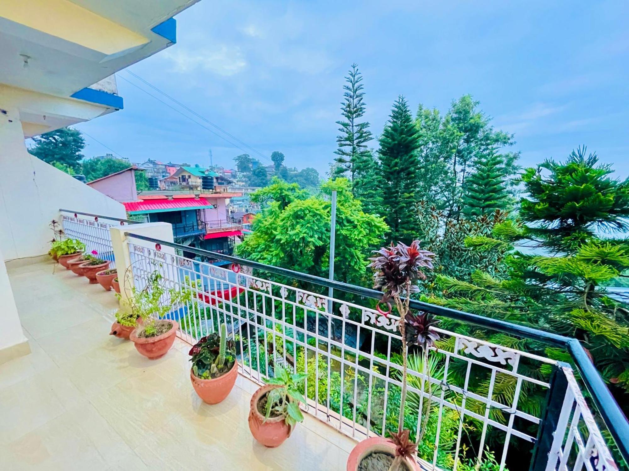 Grand View Lodge And Restaurant Dharamshala Dış mekan fotoğraf